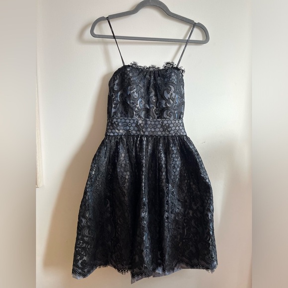 Single After Eight Prom Lace Sleeveless Dress Size 4 Lining is Silk - Picture 1 of 11